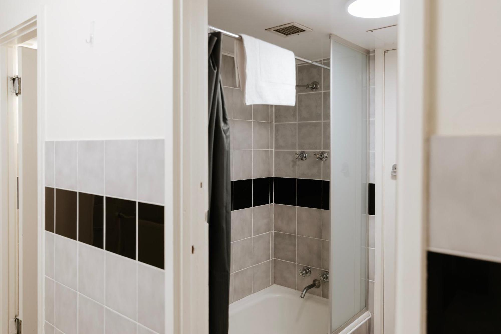 Canberra Accommodation Centre Екстериор снимка